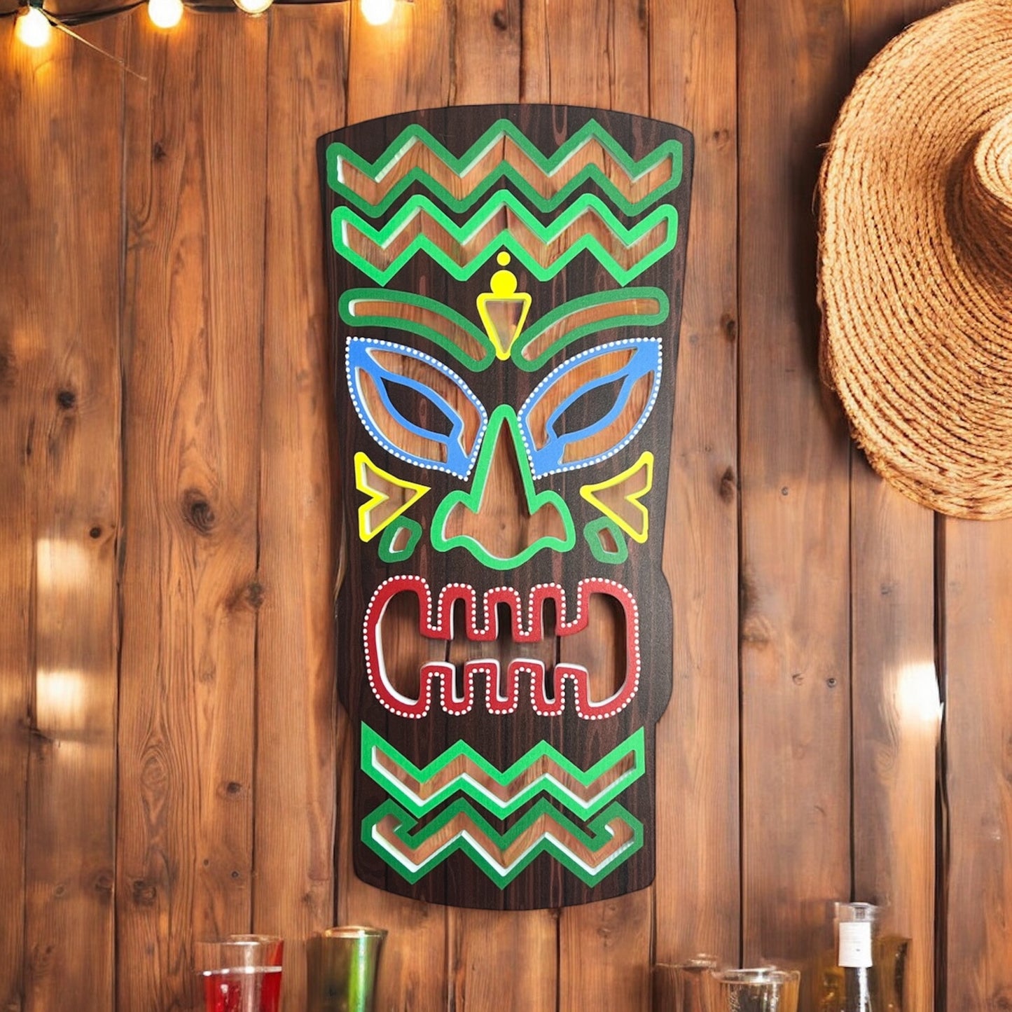 Tiki Mask Wall Decor – Tropical Style for Tiki Bars, Pool Areas, Patios, or Beach-Themed Spaces – Weatherproof PVC, 18 Inches